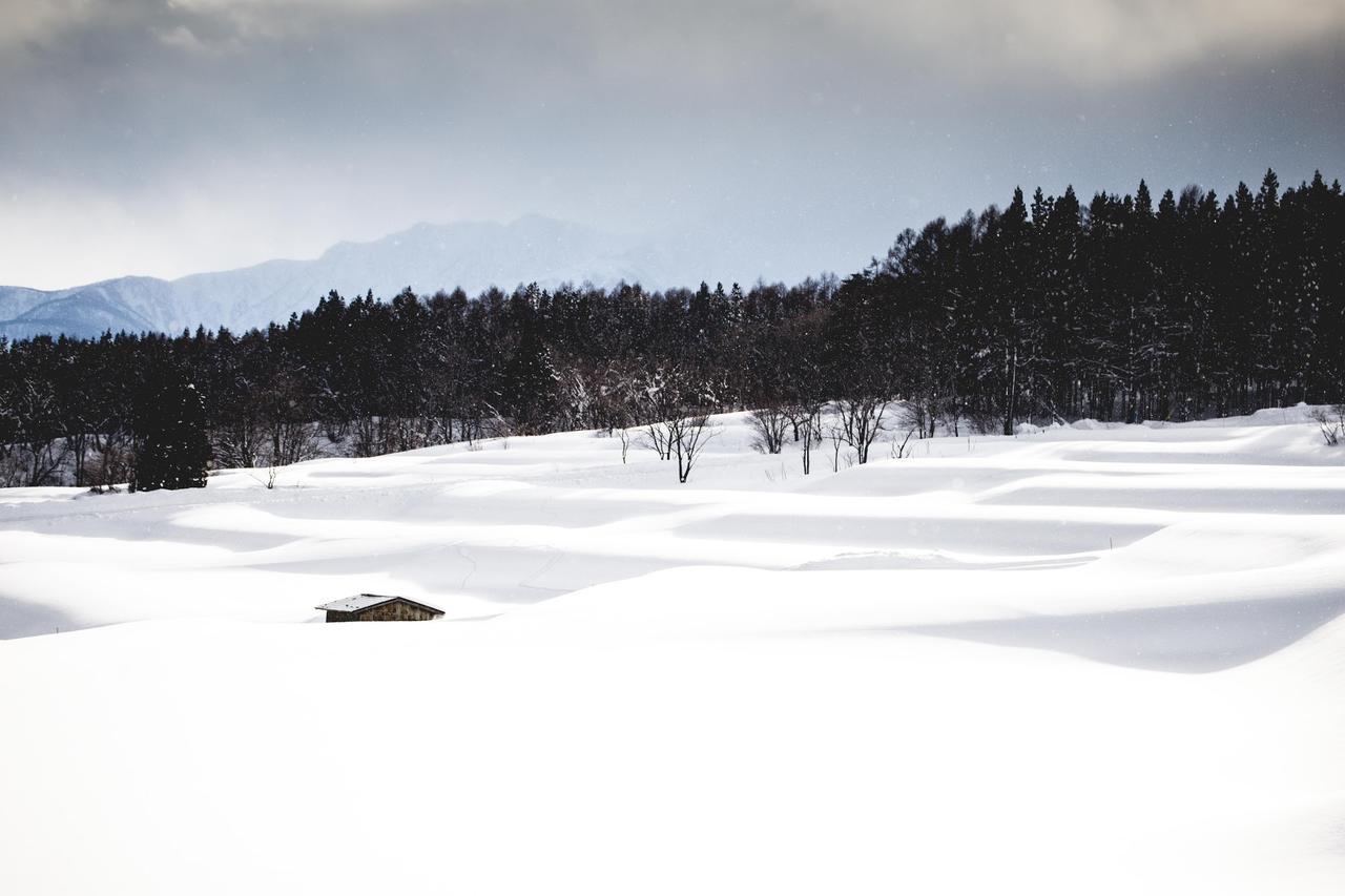 Hakuba Cortina Lodge Отари Экстерьер фото