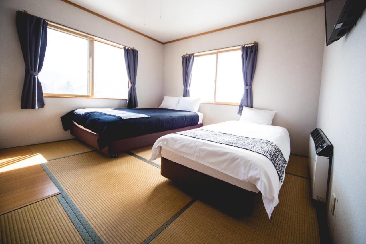 Hakuba Cortina Lodge Отари Экстерьер фото