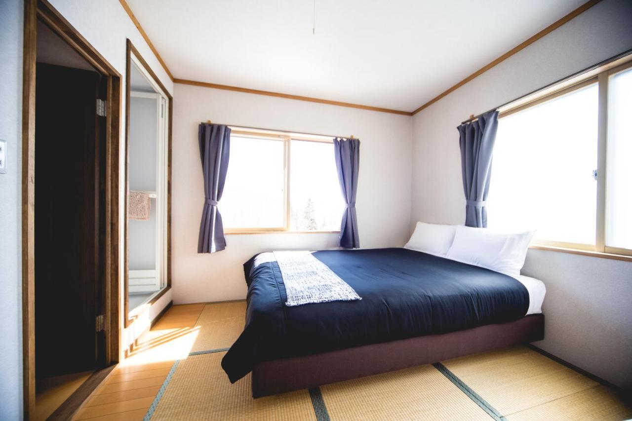 Hakuba Cortina Lodge Отари Экстерьер фото